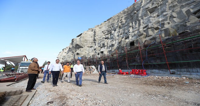 SEYİR TEPESİ’NE MİMARLARDAN DESTEK